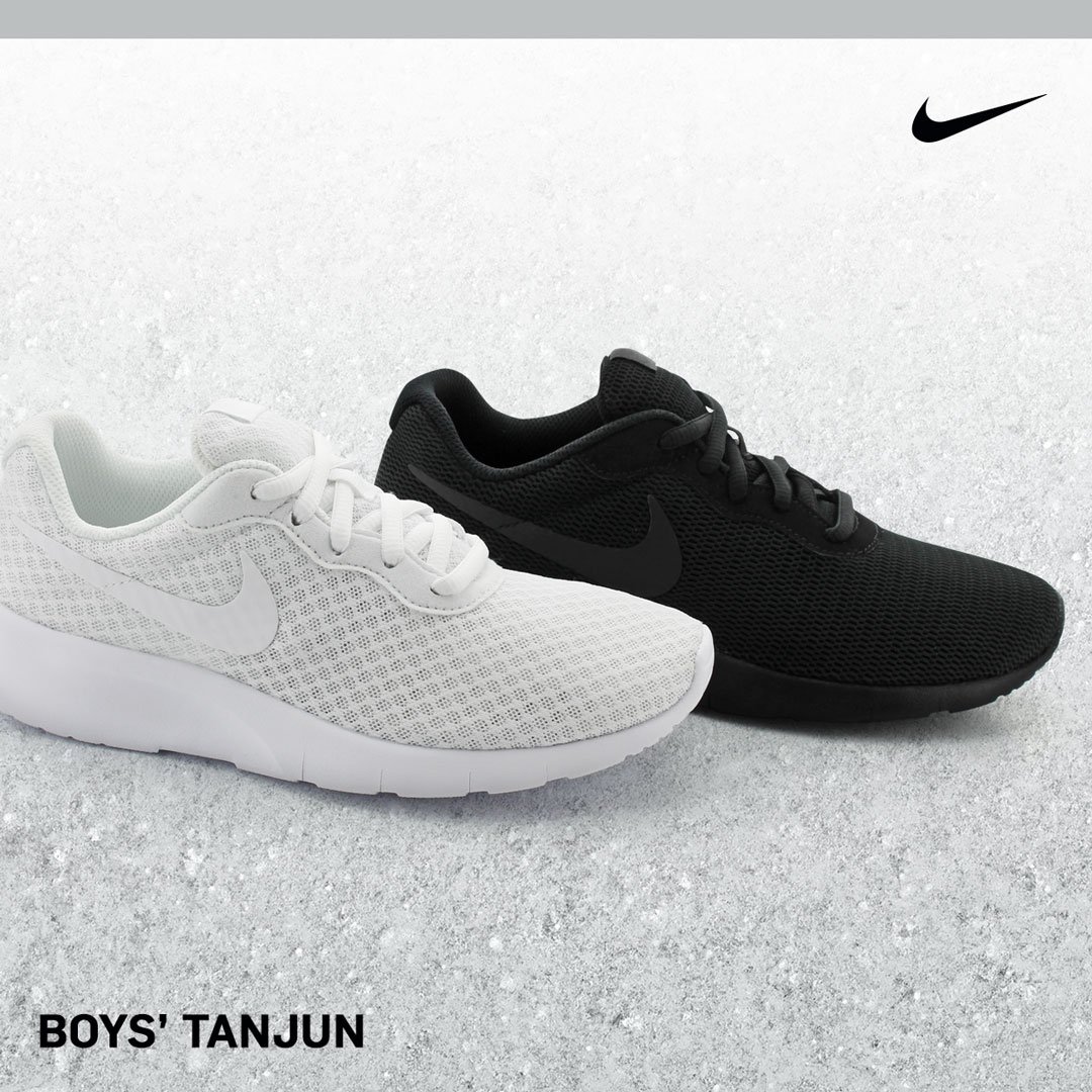 ShoeDeptEncore's tweet photo. Keep it simple. https://t.co/bvLSKWnqpf https://t.co/53fdJbvXuA #Nike #NikeTanjun #Tanjun #SimpleSneakers https://t.co/3KBaJ3DggX
