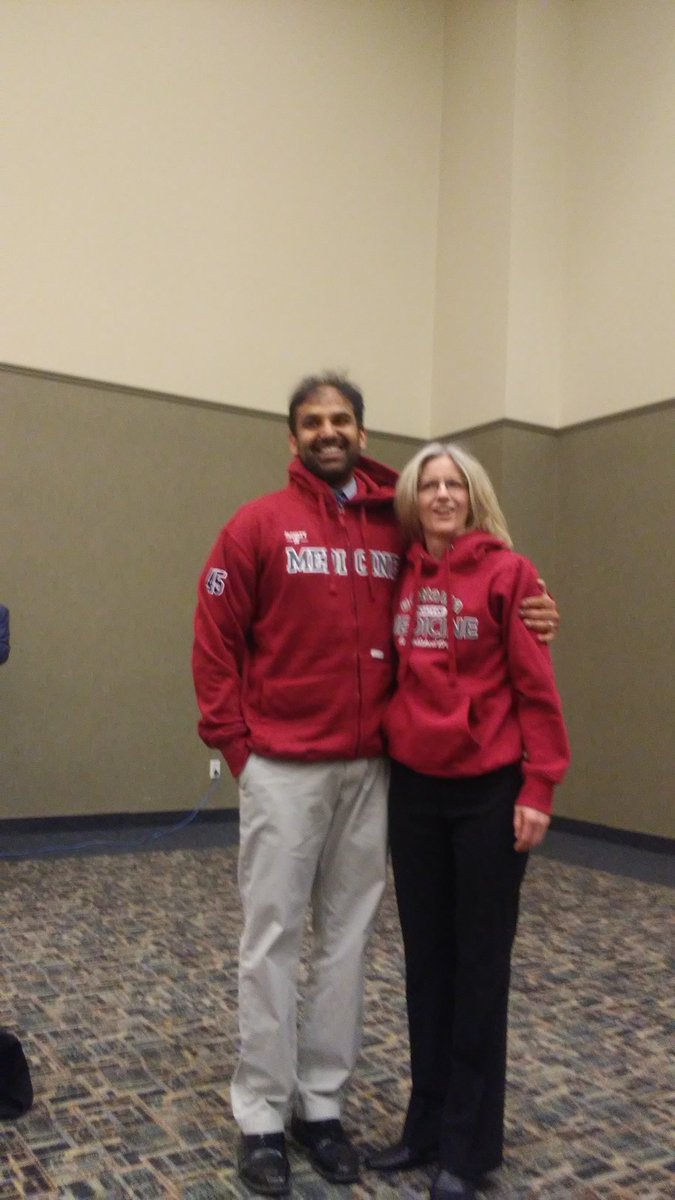DIME_uOttawa's tweet photo. Co-chairs co-ordinating! #MMDay2018 https://t.co/OgbmLCsmKv