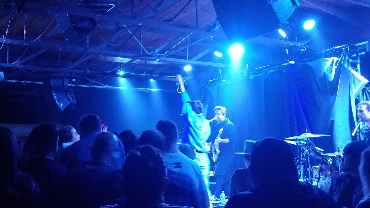 sydpappas's tweet photo. This was an amazing performance. If you ever get a chance to see @morgansaint live, DO IT! https://t.co/9uwON1ghPL