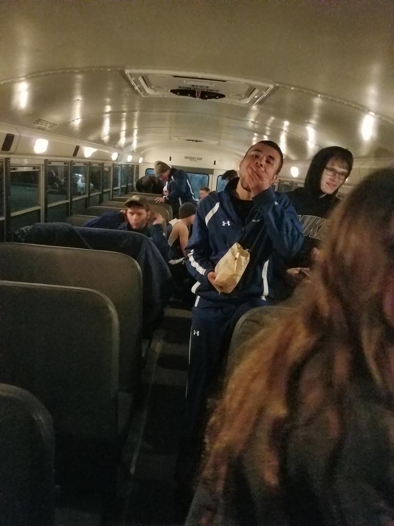 MrSeussical's tweet image. @mstmboystrack had a nice showing at Clarke last night. 4x800 got 1st. Had a lot of guys place in events against large school. Most of all we survived the freezing evening temps. #EffortOverEgo #GoDevils