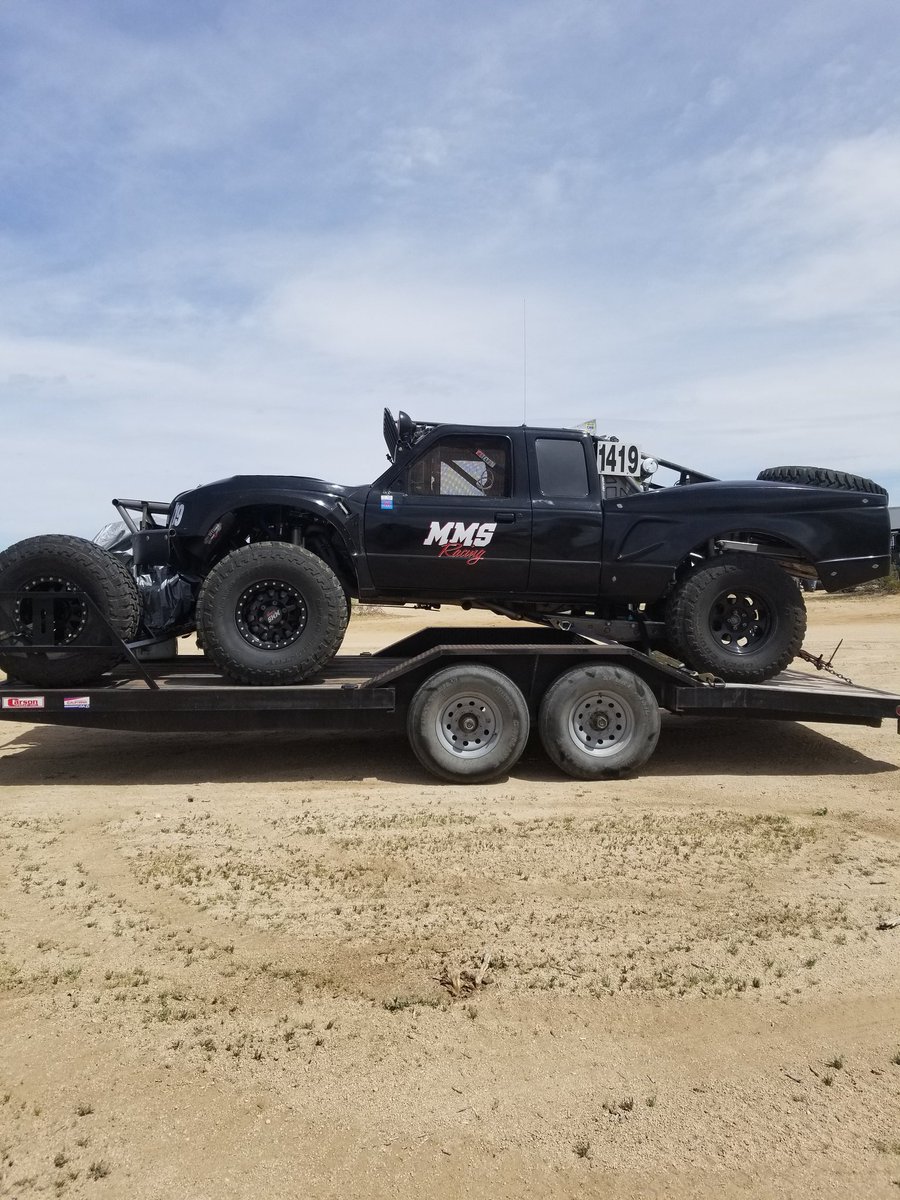 DavidLeftycuts's tweet photo. She is mean and ready for war. #ridgecrest #snoremotiontire250 @methodracewheel https://t.co/d6cHyxAUum