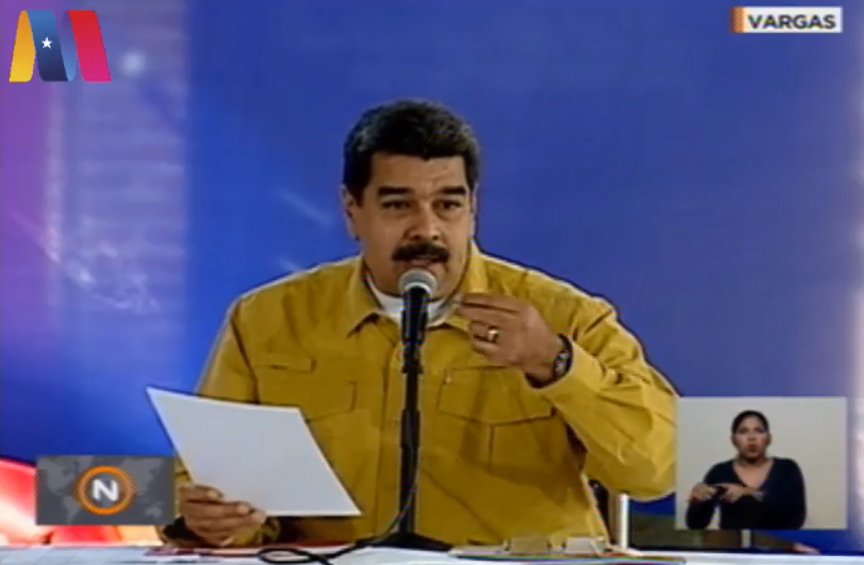 mippci_ven's tweet photo. #EnDesarrollo 🔵 | Presidente @NicolasMaduro: "Desde hoy 6 de abril hasta el 13 mayo, se realizará el programa Nacional de Vacunación en todo el territorio, con 12 millones de dosis gratuitas para atender a 9 millones de venezolanos y venezolanas".

#ConAmorSeguimosLaMarcha https://t.co/u2U0sk9Hix