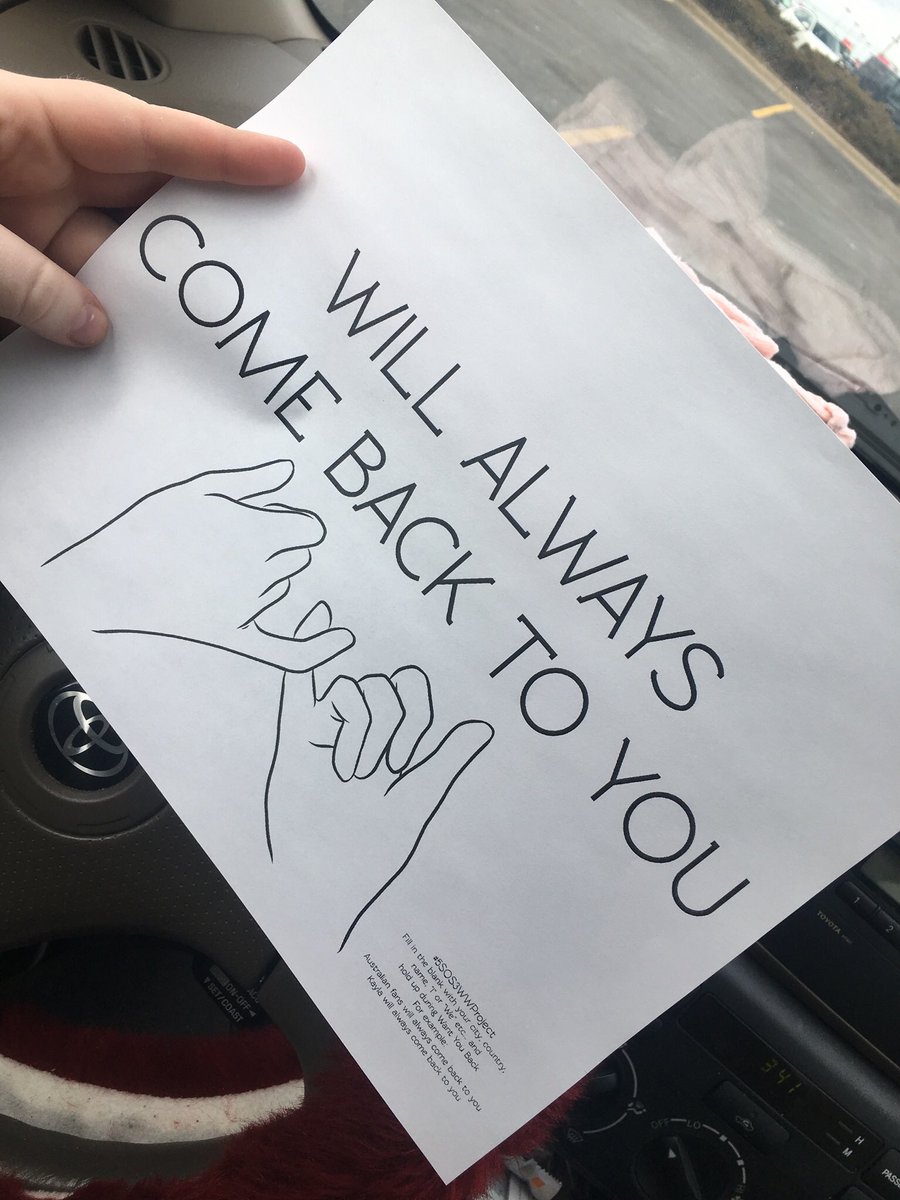 universalizzie's tweet photo. Hi guys! We’re just 10 days from 5SOS Chicago! Just a reminder that we’re always looking for people to help pass out our papers to hold up during WYB! We’ve got 1,600 papers and 640 markers to decorate with. See you there! 💖 #5SOS3 #5SOS #5SOSonTour #RESPECT5SOS #5SOS3Tour https://t.co/pikzjfq9dt