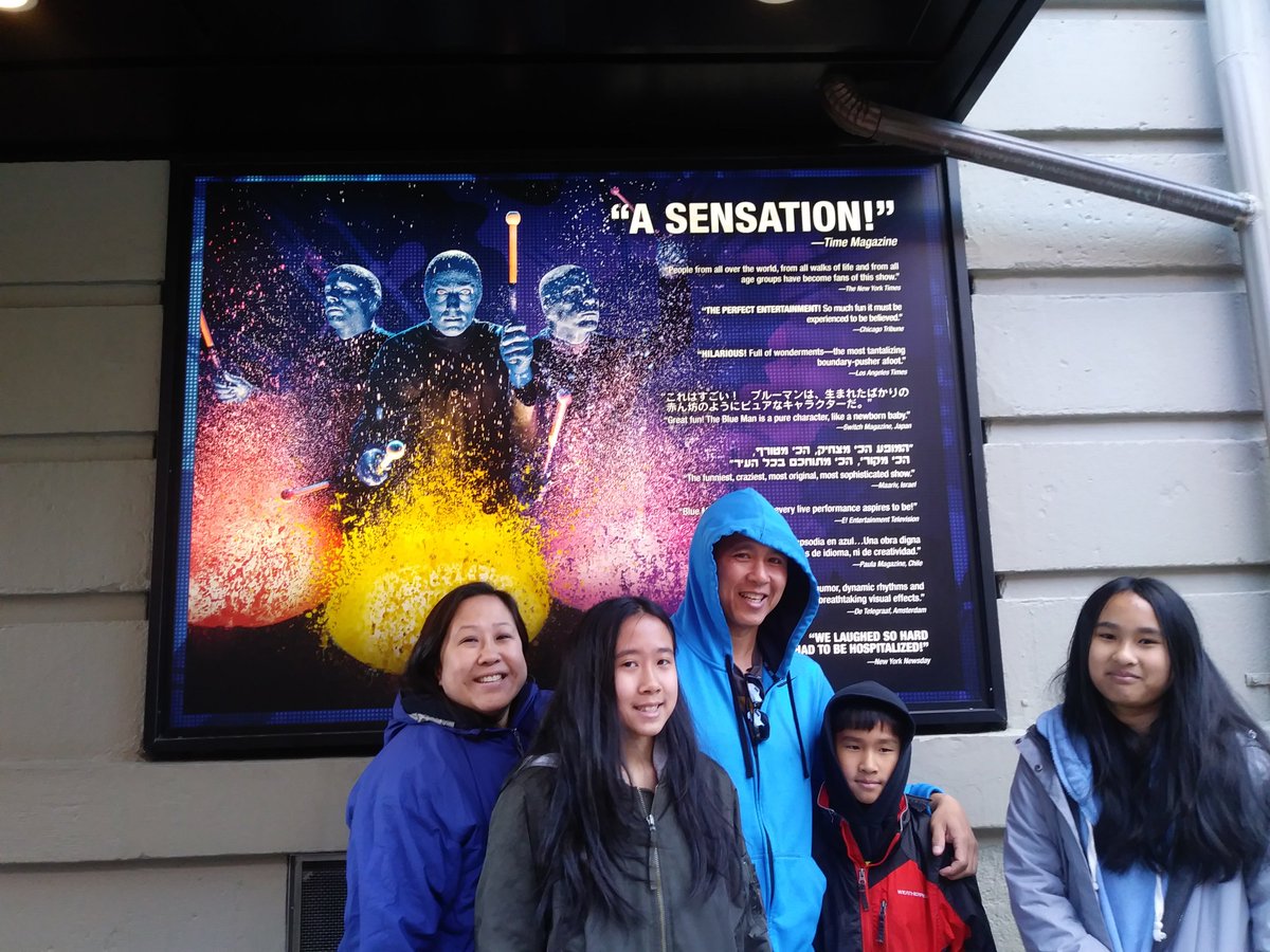 djaester's tweet photo. Had fun watching The Blue Man Group yesterday. https://t.co/Z6dRq8yssm