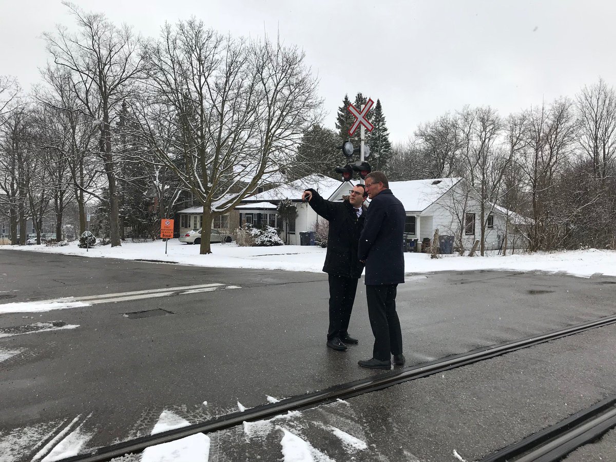 Metrolinx's tweet photo. A little winter weather didn’t stop Phil Verster from visiting @NiagaraRegion today. He had a productive meeting with @TownofGrimsby, @NiagaraFalls, @TownofLincolnON and @St_Catharines about bringing more @GOTransit service to the area. https://t.co/gtGz3Viwo8 https://t.co/DlFd8AXhMV