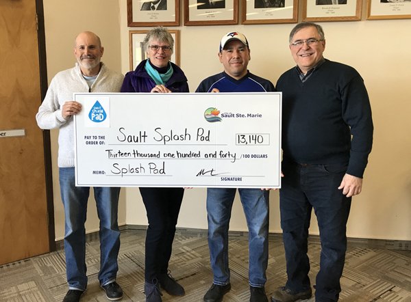 Local Hockey Tournament donates $13,140 to the splash pad project saultstemarie.ca/Newsroom/April… https://t.co/SjW1M9S8He
