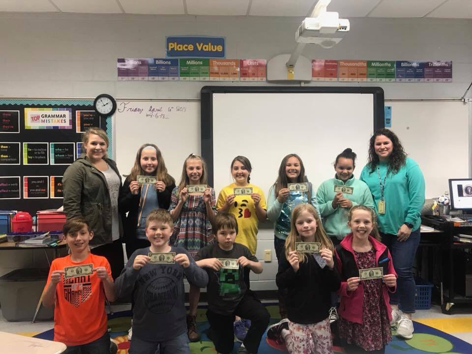 WCES_Cherokees's tweet photo. Mrs. Woods’ students learned the preamble and earned a two dollar bill! #bewaterville https://t.co/j2Q1DLiWqd