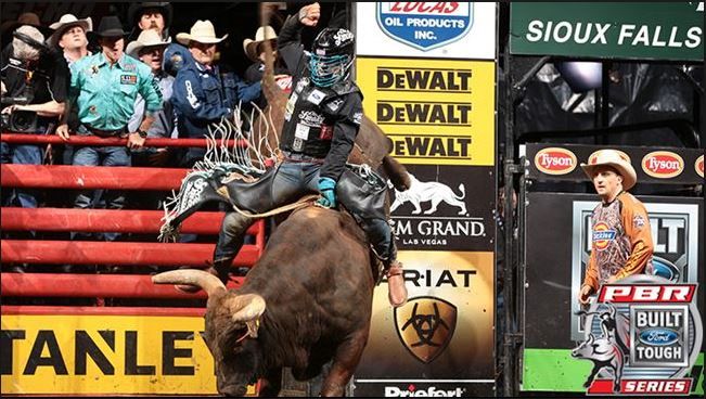 DTSFHolidayInn's tweet photo. Its time for the Toughest Sport on Dirt! Lets get ready to RODEO!!! 
#DTSFHolidayInn #HICC #HolidayInnCityCentre #SFSD #SiouxFalls #SouthDakota #PBR #ProfessionalBullRiding #BullsandBlood #DustandMud #CowboyCountry #ManvsBeast https://t.co/s7tR1ocJbF