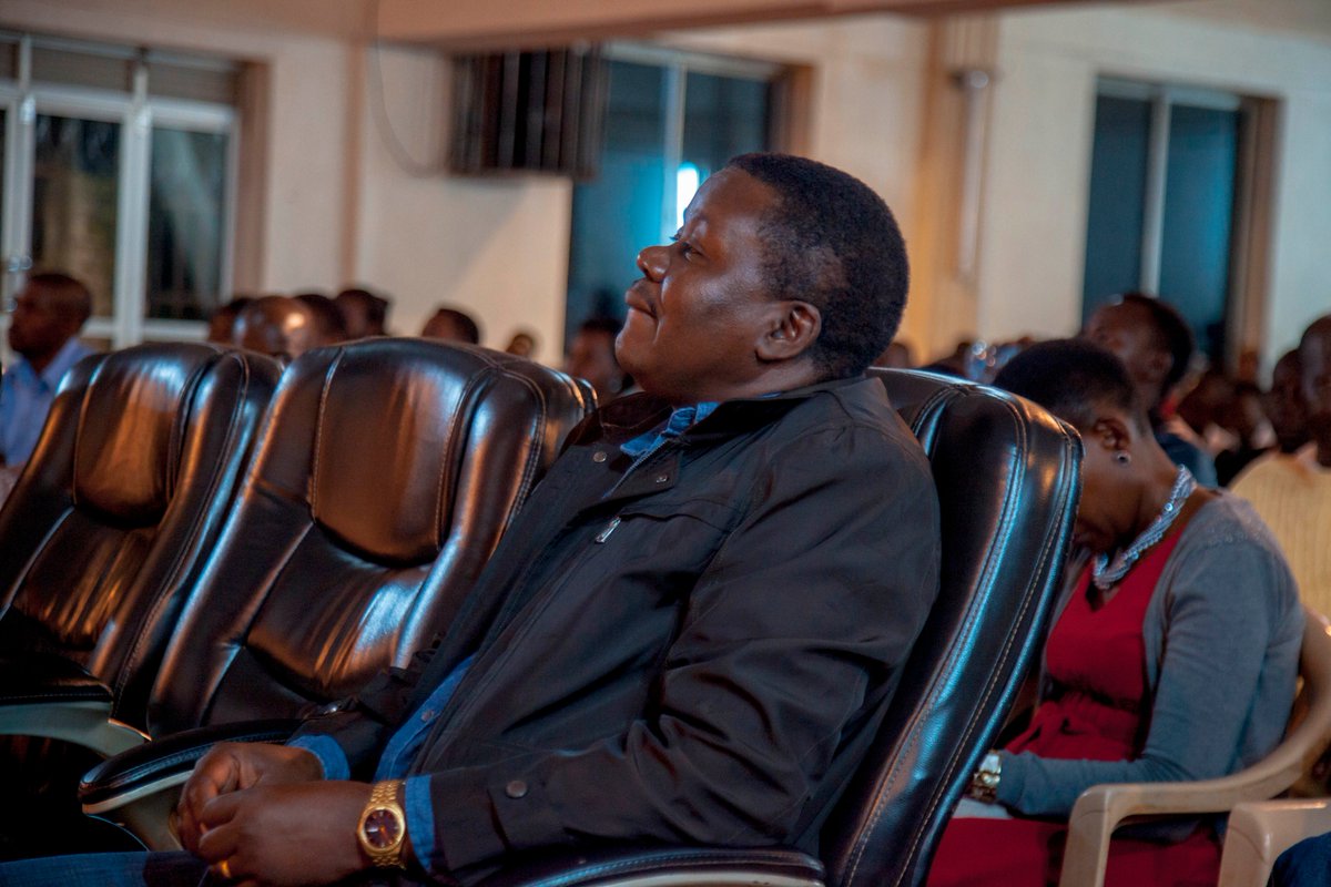 Ev. Drake Kanaabo is here! We are excited and eager to know about what he has prepared for Us. 😅

#RolecFamily #SinglesOvernight