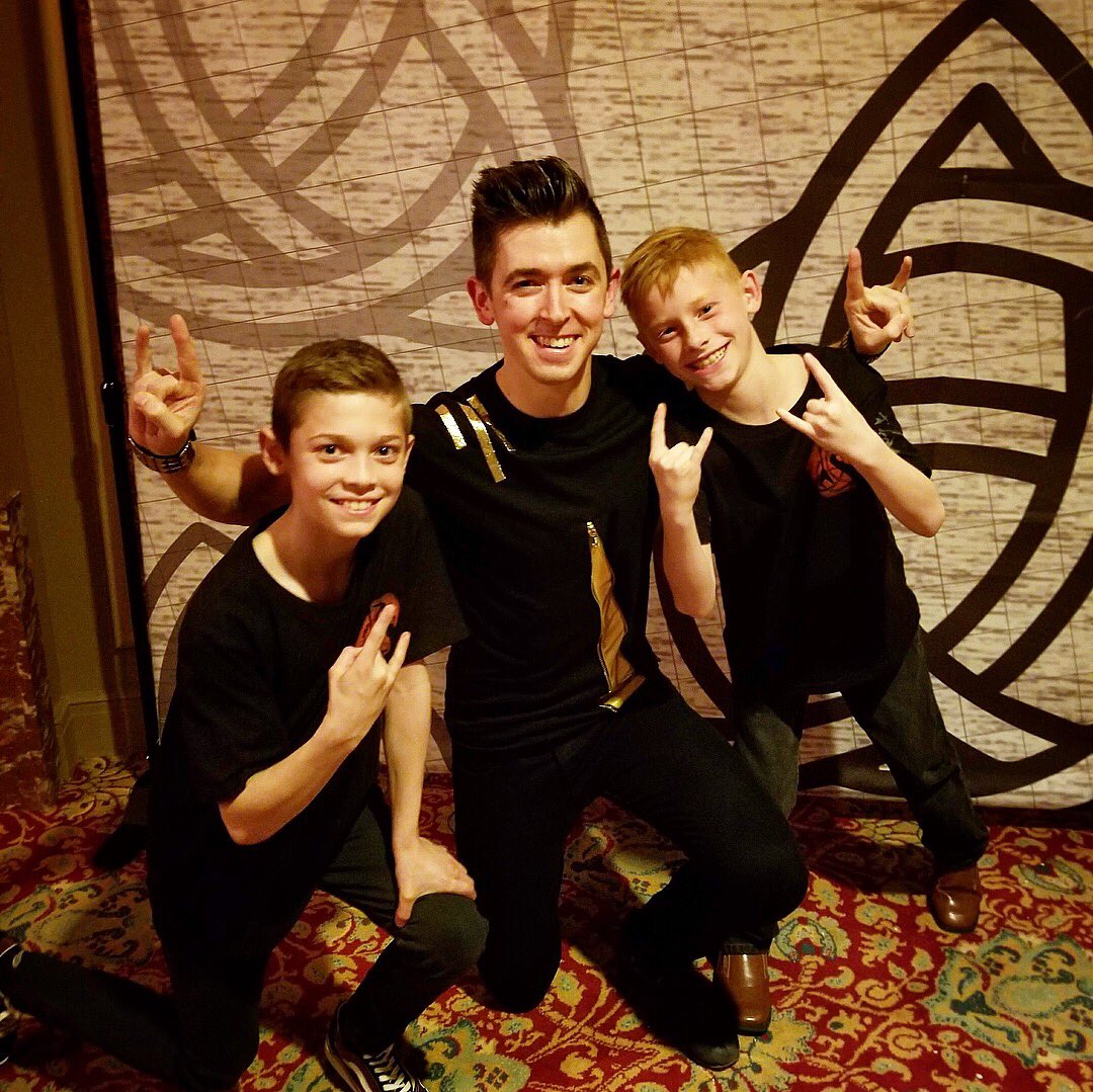 So awesome having these guys in the audience last night in Cedar Rapids!  Hope you enjoyed the show! 🤘🏻😝
#RR2D #RR2Dtour #RR2Dtour2018 #rockinroadtodublin #rockinroad