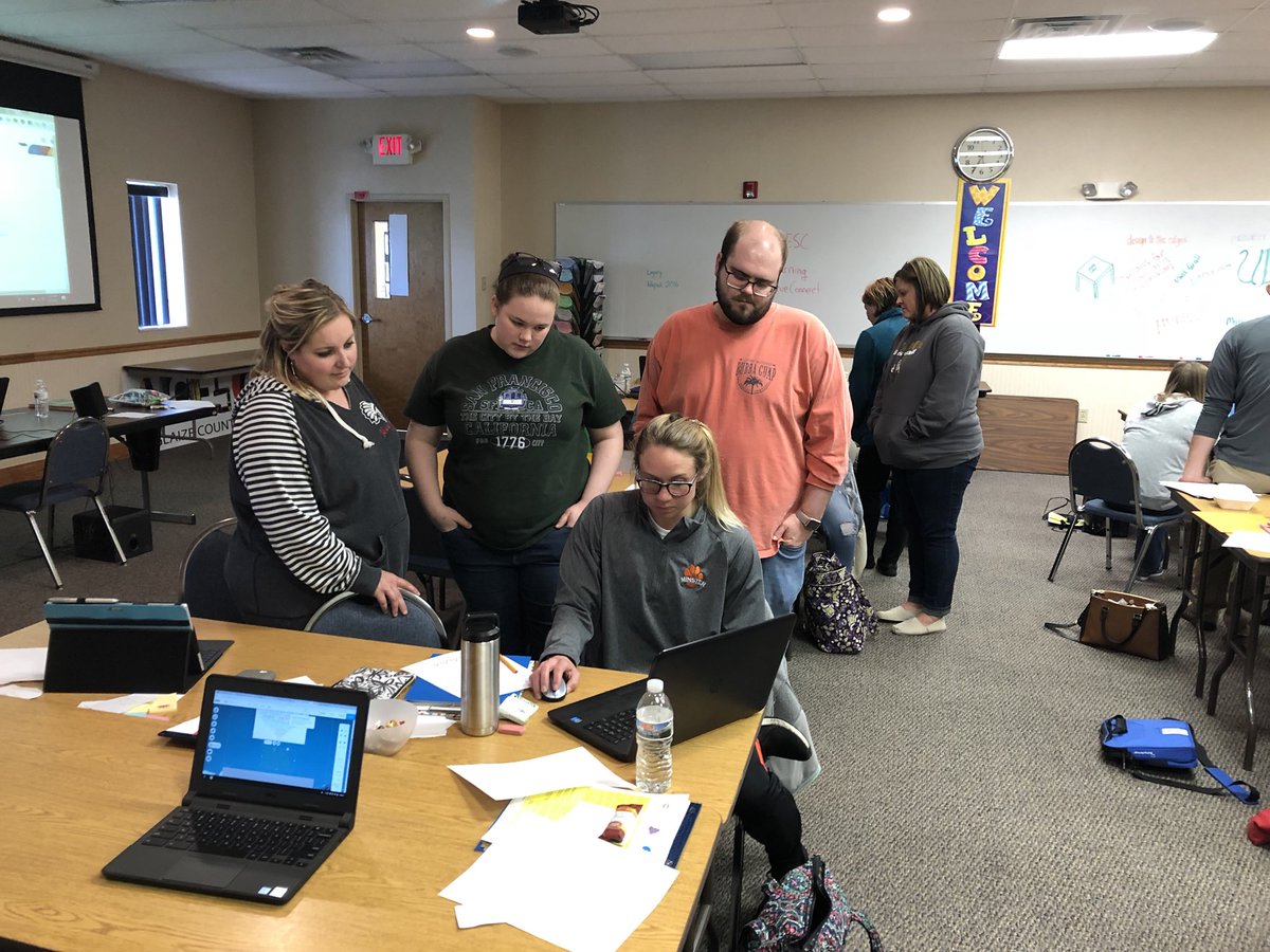 ACESC_OH's tweet photo. #ResidentEducator Ts practice w/ #EdTech including @PearDeck #TesTeach @Wix & @Powtoon at #REPDLearning Day. #EducateServeConnect #OhioEd @OHEducation https://t.co/HBCtLFdK6F