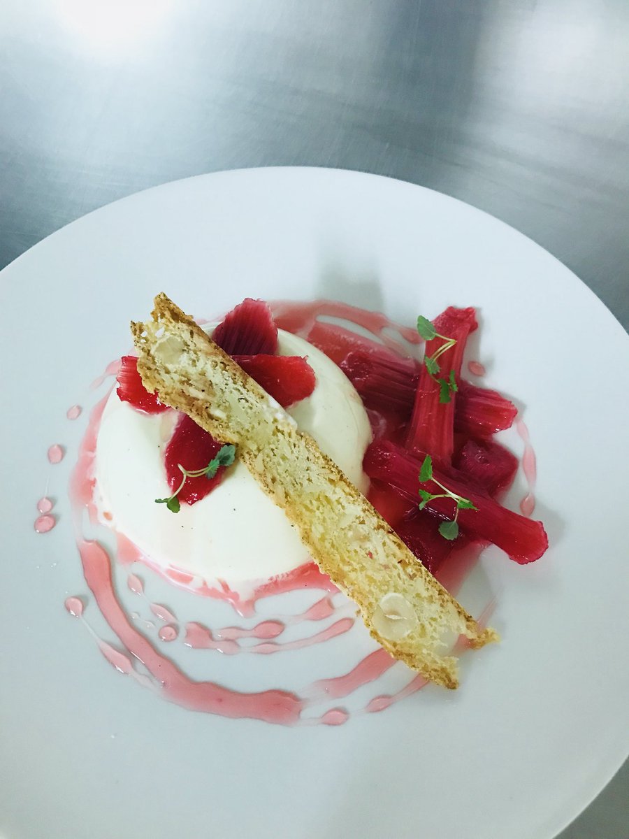 Buttermilk panna cotta &amp; poached Yorkshire rhubarb. #heatonmoor #stockport