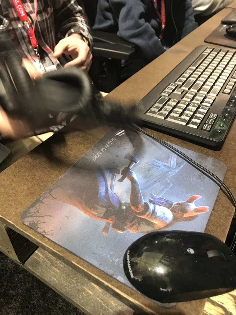 DeadbyDaylight's tweet photo. Closing up on day 2 at #PaxEast2018 Thanks to all the fans and new players that came by the #Deadbydaylight booth! https://t.co/RajnbuUNyJ