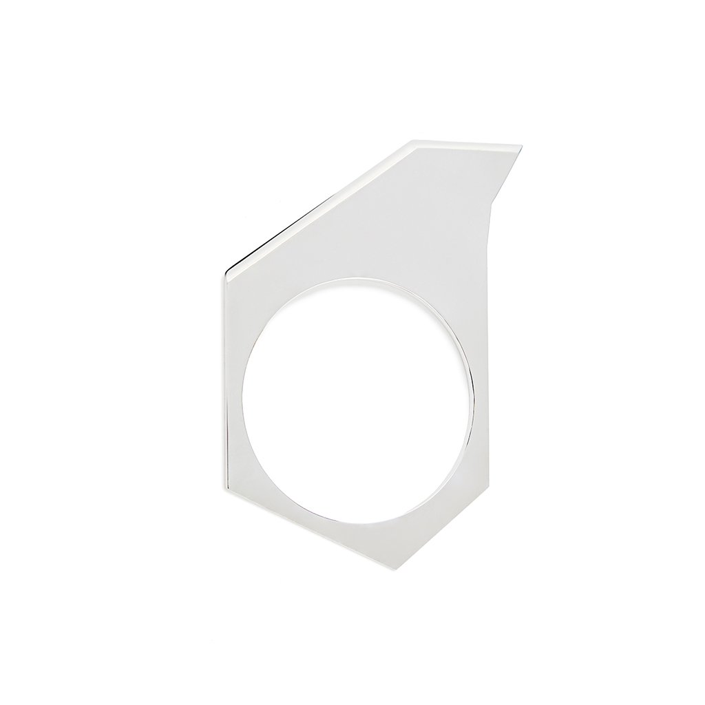 get 20% off our new nickel free costume jewelry + nickel free solid silver jewelry in honor of #SustainabilityMonth — sale ends April 7th. use code SUSTAIN20 ➝ 
bond-hardware.com  

the Single Blade Bangle Short + Tall