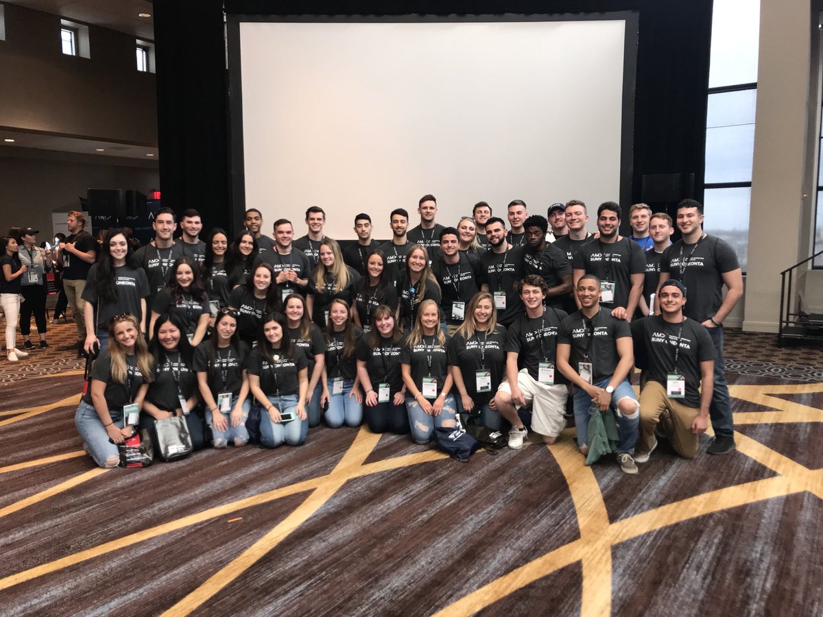 SUNYOnMark's tweet photo. Great to be back in New Orleans for the 40th Annual AMA ICC!⚜️
•
•
•
•
•
•
•
•
•
#ama #americanmarketingassociation #amaicc #neworleans #oneonta #onmark #sunyonmark #amasunyoneonta #amacollegiate https://t.co/MGaZBsvS8t