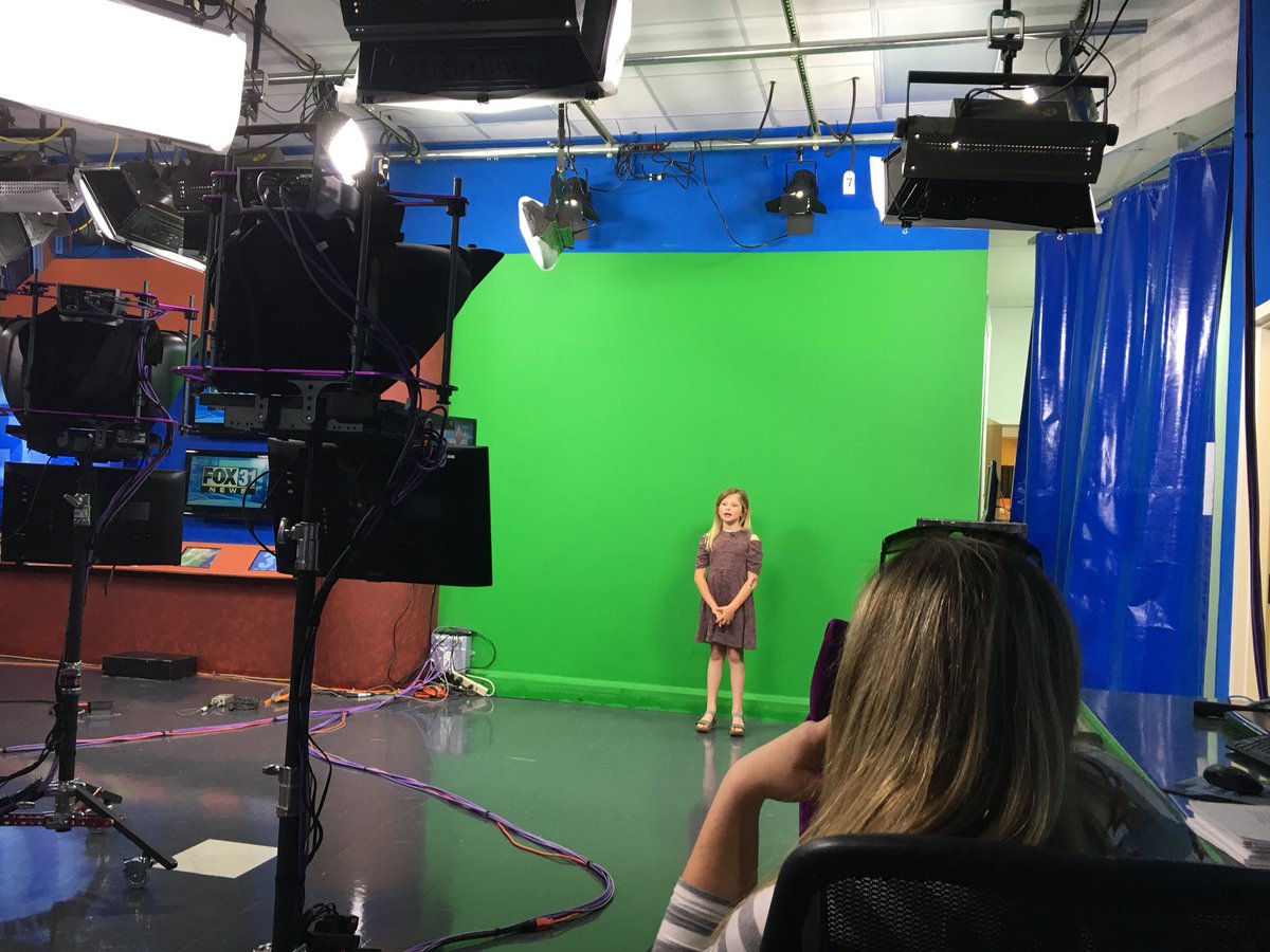 WXgirlKerri's tweet photo. The first of our new season of #FutureForecasters helped me out with weather today. Join us at 10 on @wfxl to see what her 7-day forecast looks like! 😊 https://t.co/XFU1jqwgdn