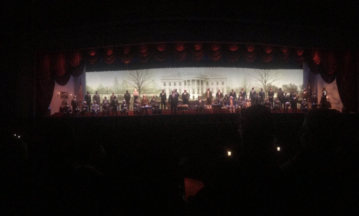 ChristianBlyth3's tweet photo. Hall of presidents @Disney   @SHSMcHistory https://t.co/YjA2qMQZxU