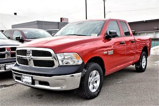 7ViewChrysler's tweet photo. #TestDrive the 2018 #Ram 1500 SXT 4x4 Quad Cab with 17" wheels and keyless entry. Equipped with 5.7L HEMI VVT V9 with FuelSaver MDS and tons of standard equipment included! Contact #Sevenview or visit us today and get this truck for only $37,777! https://t.co/KnT4OvkGq7