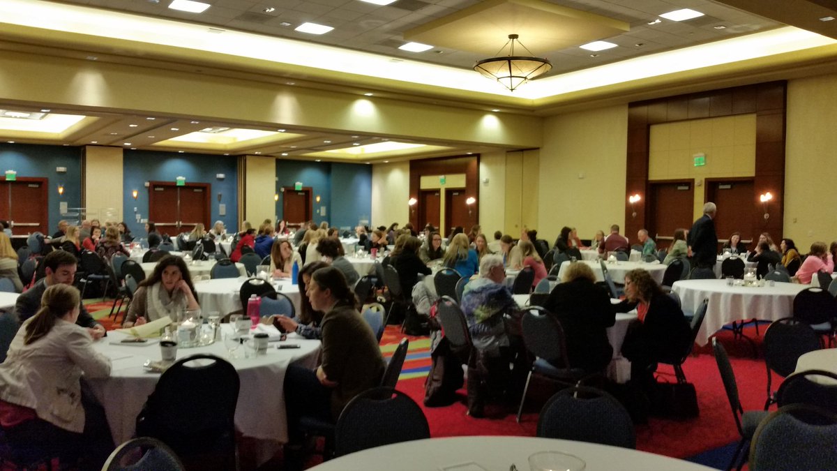 jcmackeyrd's tweet photo. At #BlendedBorder @EatRightMO and #KSAND Conference working on Handling Difficult Questions. @MidwestDairy https://t.co/h8cn8JfNgr