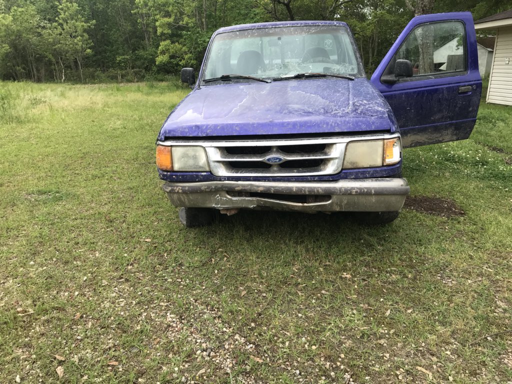 Inverno_Wolf's tweet photo. Hey everyone, i am home from the hospital, i have a fractured arm from the air bag, my back is sprained, but other then that i am okay, my truck is considered totaled, im just happy to be alive. https://t.co/WVnBgNxAfB