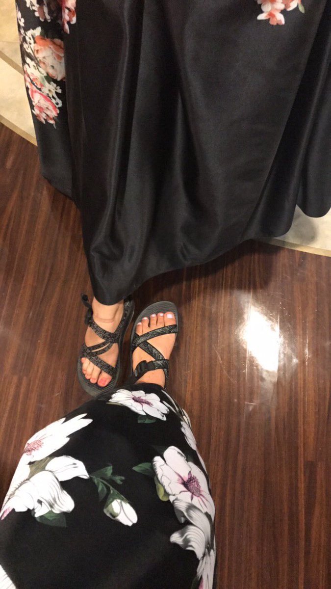 PSA for all the girls who are going to prom chacos>>heels <a href="/chacousa/">Chaco</a>