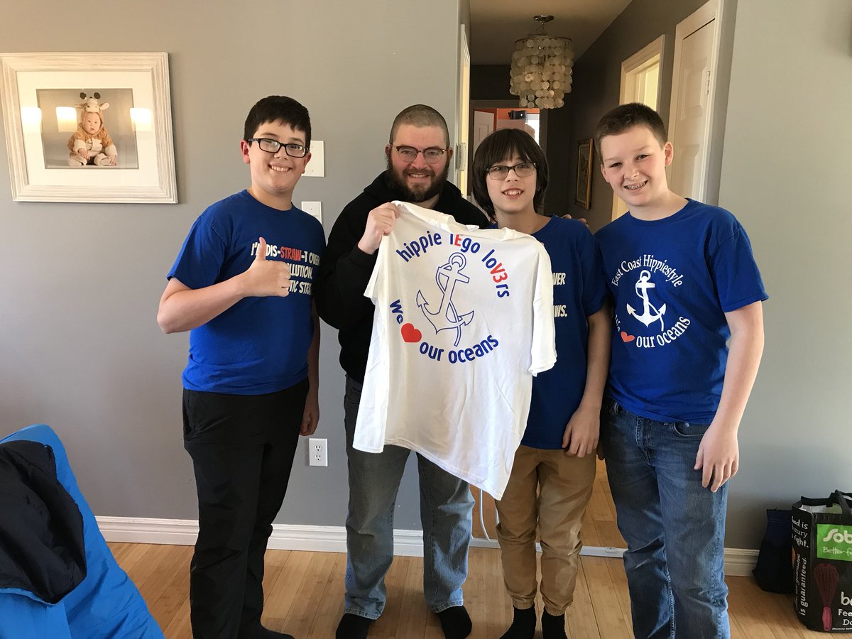 ReprtrPatHealey's tweet photo. The team (minus Dominic who had to leave before we did inter) present me a tshirt. I’m an honorary #HippieLEGOlovers team member. Look for my story online next week n in May’s paper. @GPVanierJH #FallRiverNS #RefuseSingleUsePlastic #StopSucking #HRM https://t.co/er9wZMRa0u