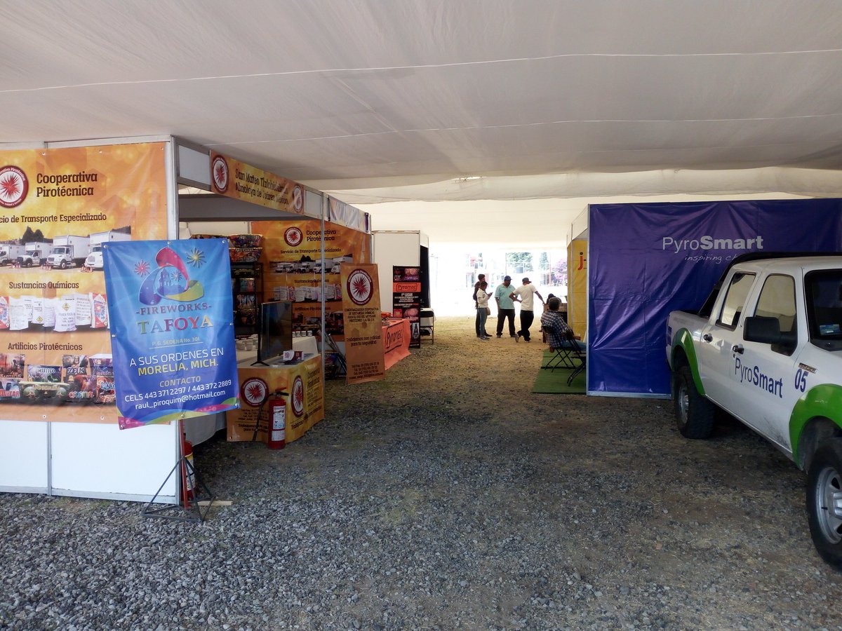 PyroWorldMX's tweet photo. Te invitamos a que pases a la Expo Pirotecnia #Indaparapeo, donde encontrarás grandes cosas para tus eventos. #PyroWorld #PyroSmart https://t.co/ekkbFV3doJ