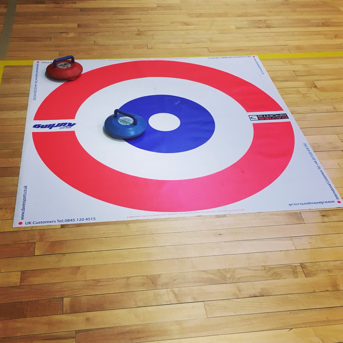 MrsKroehler's tweet photo. Students practiced their Curling skills this week at @FranklinSoar #FutureOlympics https://t.co/qm0SY6PhTe