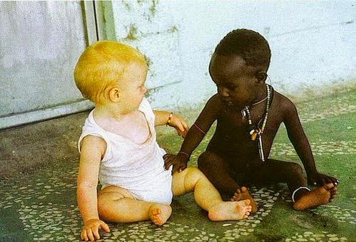 habibisilvia's tweet photo. Love is only a word, until we decide to let it posses us with all its force. Love is only a word, until someone arrives to give it meaning.P.C.
#night my friends and much love to all. Teaching our children, nephews, relatives n friends to love, there is our future in play🙋🏼💕 https://t.co/s9iUVqCxIc