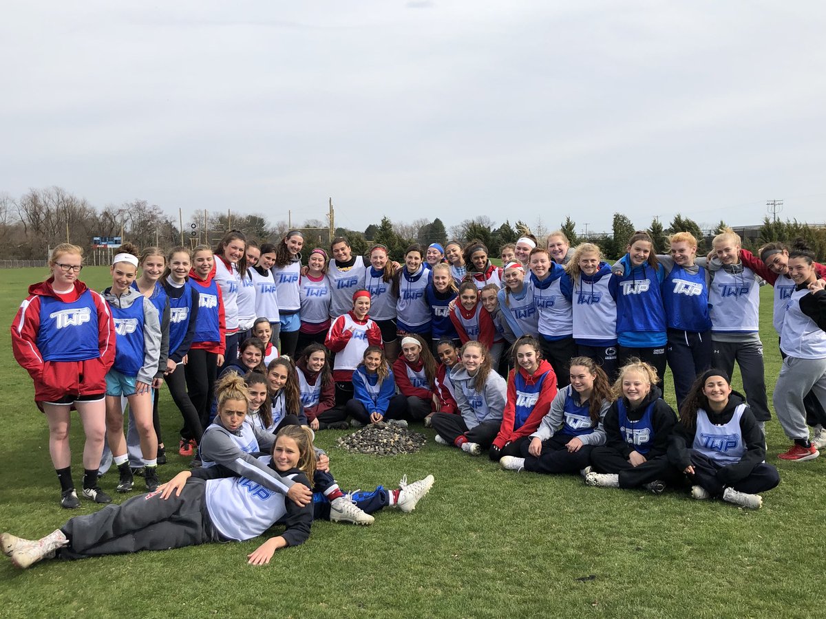 CoachReali's tweet photo. #gotrocks #wedo #5300 Thanks for cleaning up our fields girls! β€οΈπ@minutemaidslax @WTHS_Athletics @waller_coach @twpcoachmcbride https://t.co/8d511OwRD0