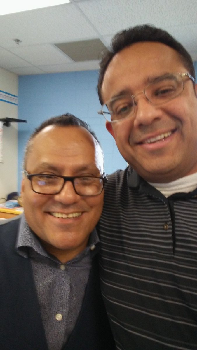 JaurrietaSergio's tweet photo. Great session on #dual_language Dr. Medina did awesome #iamepisd https://t.co/rQDnhJ89Vu