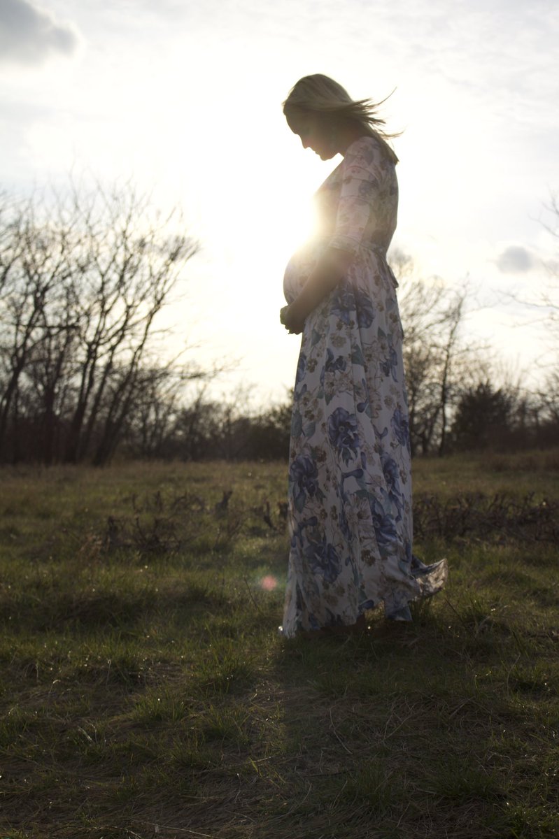 Amanda_M_Baca's tweet photo. If anyone needs a photographer in DFW, I’d love to take your pics! DM me for more information. https://t.co/lYa6yRpNyS