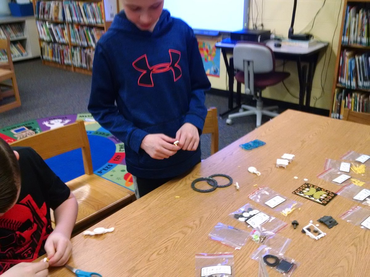 Louise Prescott tweet media