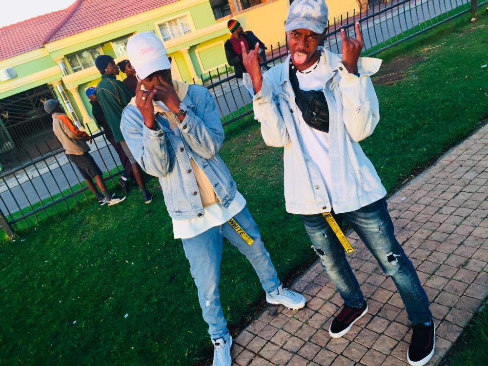 KIDKAYxCAGE's tweet photo. https://t.co/jREPfxlGr9