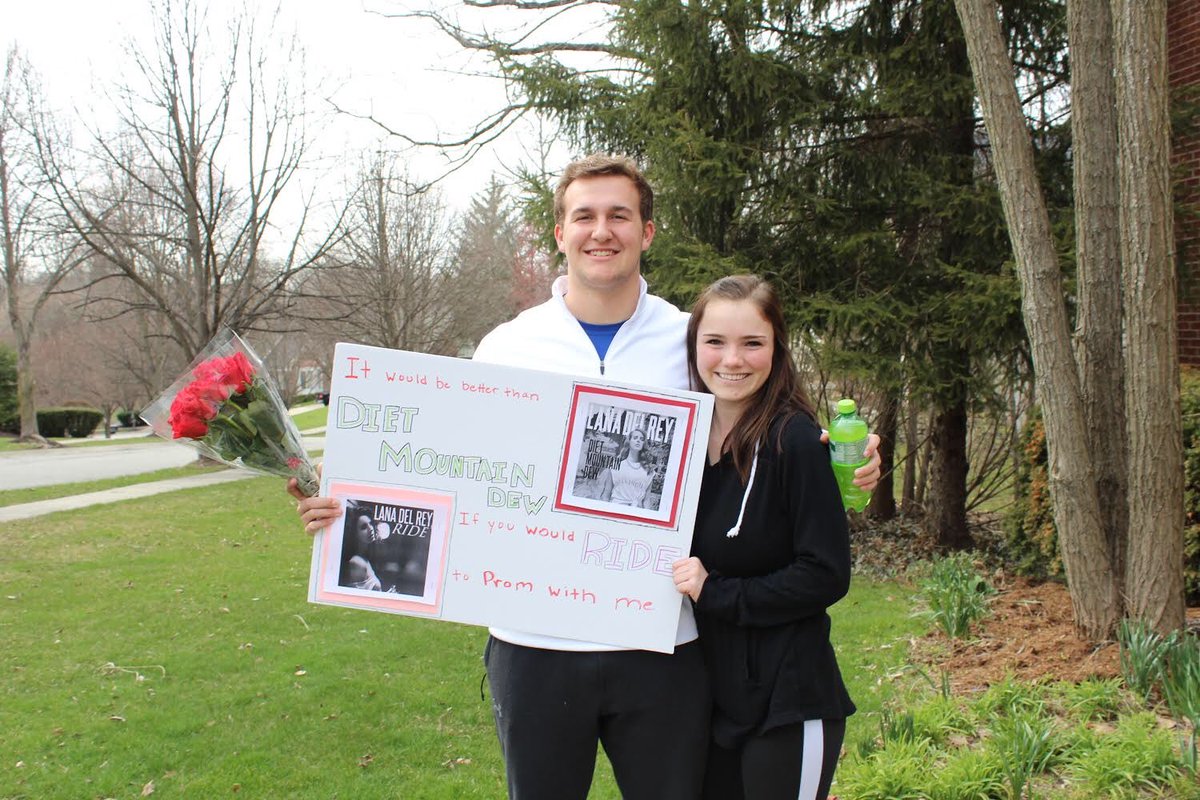 BCProm2018's tweet photo. Jess and Joey are the ‘lucky ones’...and are going to Lana Del SLAY at prom! https://t.co/lhluAndJ93