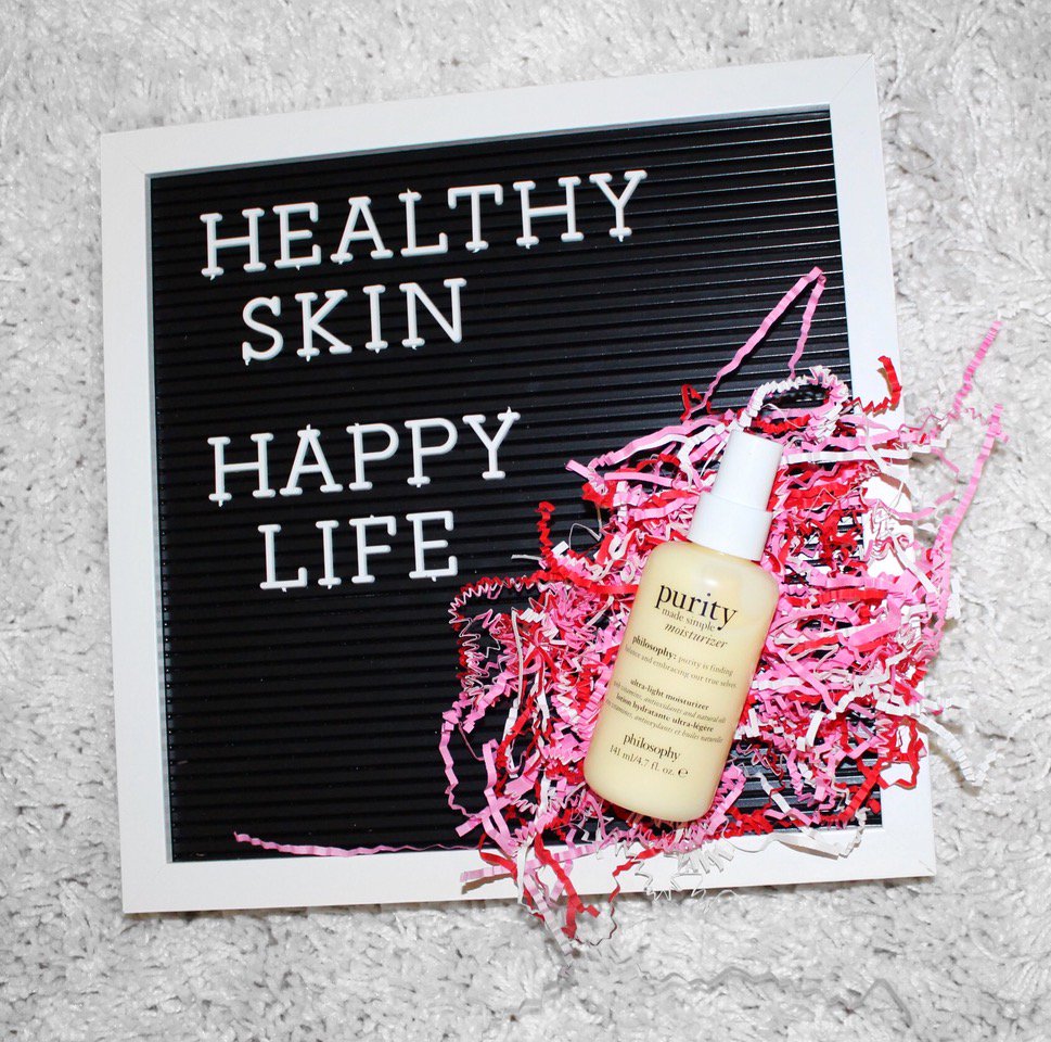 TeenVogue's tweet image. Get makeup optional skin in 3 days! Try the new Purity Made Simple Moisturizer by @lovephilosophy: tnvge.co/3JMZX8R  #lovephilosophy #simplenotbasic