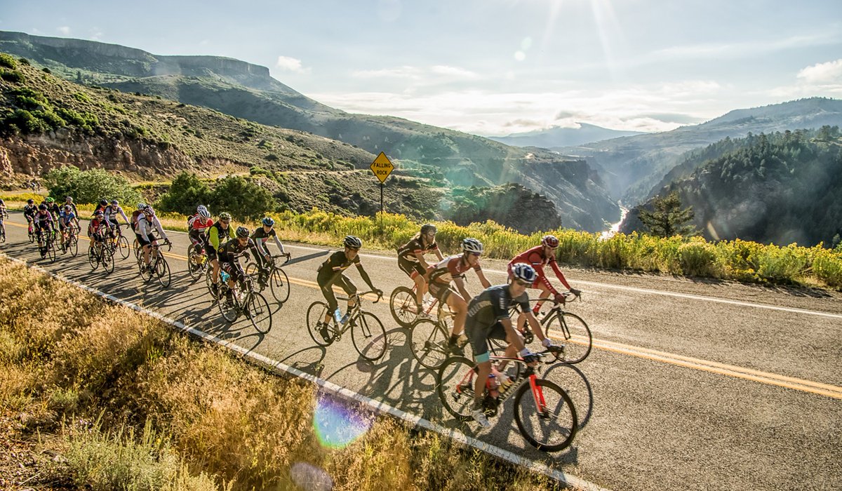 boyle's tweet image. My latest for @WesternColoU: The mighty @WestElkClassic returns! Cyclists ride 134 miles from #Gunnison to #CrestedButte through Black Canyon, over Kebler Pass. bit.ly/2HebFGz #LaborDayWeekend