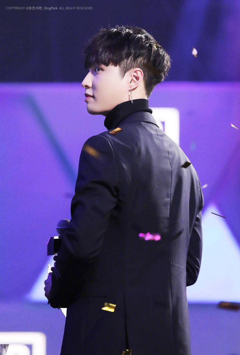 EXOGlobal's tweet photo. [HQ] 180406 #레이 #LAY Cr: XingPark
https://t.co/7J3QwRFLFn
https://t.co/X35qmIu2XN
https://t.co/wuXlodsepk
https://t.co/7syWdk2Bff

#PremiosMTVMiaw #MTVBRKPOPEXO @weareoneEXO https://t.co/GBsE0JDK0Z