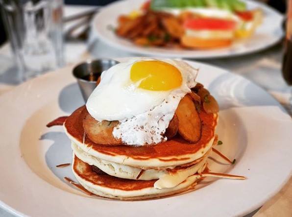 HotelRubyFoos's tweet photo. On excelle dans l'art de bien commencer la journée! 

Crédit 📸: @kind1919 

#brunch #morning https://t.co/QRoVx6jx9Z