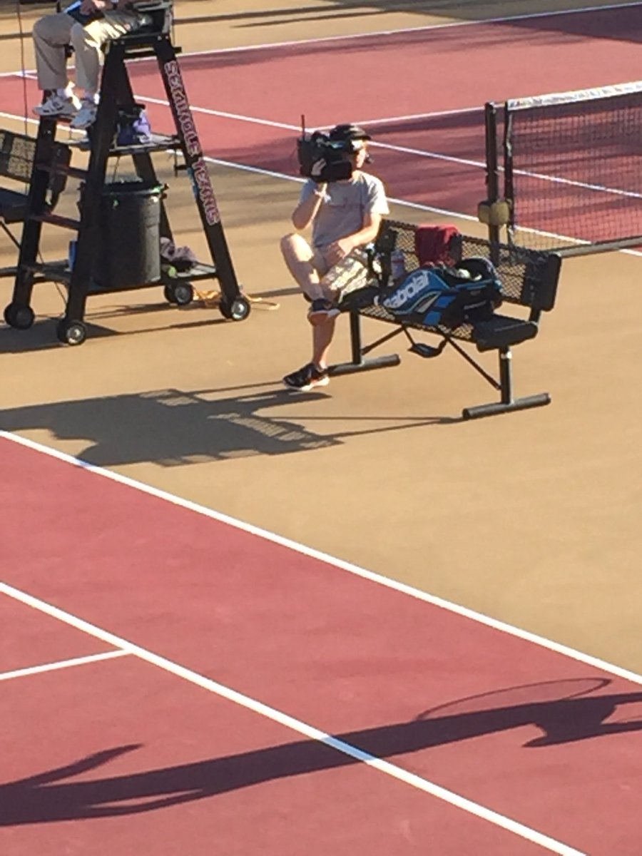 MrNeddy96's tweet photo. Now we’re watching you #CureJDM #FSUTennis https://t.co/rN3Jnga8KE