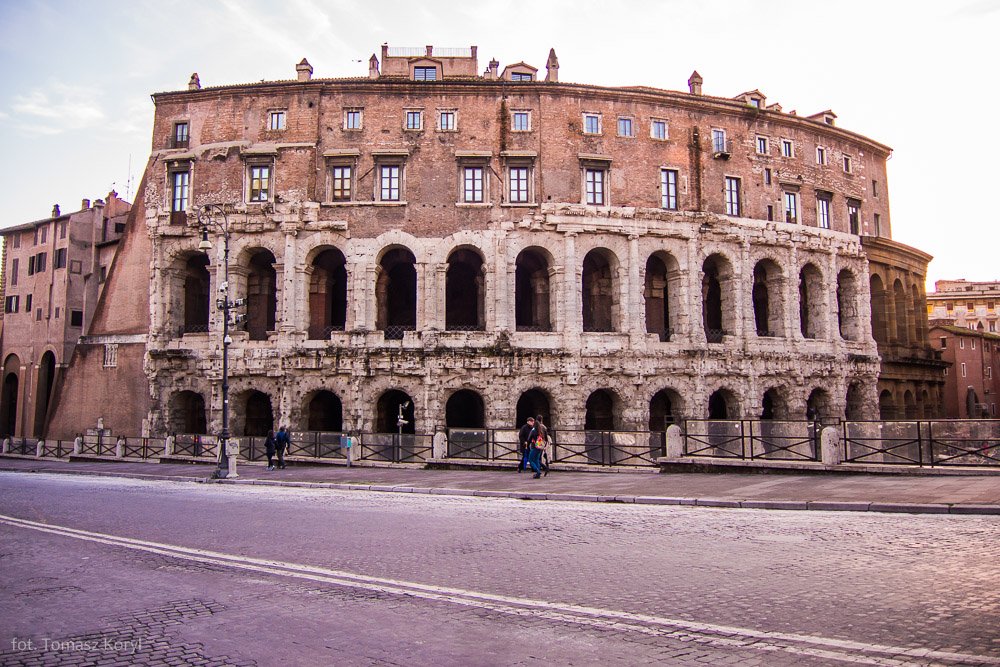 @angelavic17 @FotoDiRoma @Capitolivm @TrastevereRM My version of Teatro di Marcello.  #Roma #experienceRome #visitrome #turismoroma
more photos -> relacje-fotograficzne.com/tag/roma/