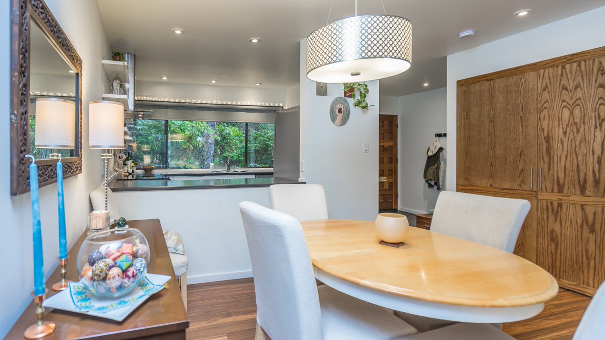 NEW LISTING / WEEKEND OPEN HOUSE! 7-111 Wall Street #Nanaimo BC Saturday April 7 &amp; Sunday April 8 1-3 PM🌲 2 bed + 1 den / 2 bath 
🌲 1350 sq.ft. 🌲 huge deck over Millstone River🌲 $299,900
Call Trung for more info: (778) 789-7777