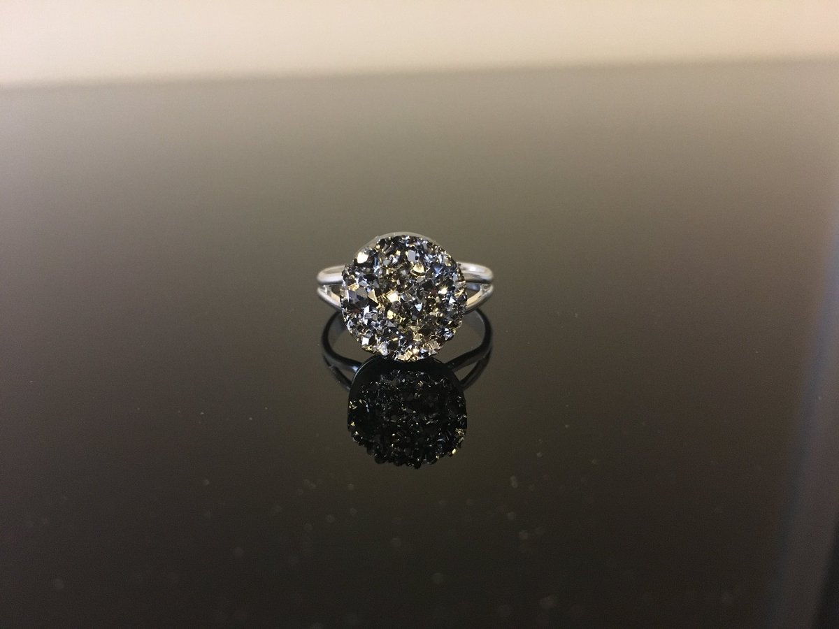GhostlyDesign's tweet photo. Finally added new pieces to the shop! Check them out 👻 https://t.co/bxB9Oi98Po https://t.co/p6VPfYQbk9