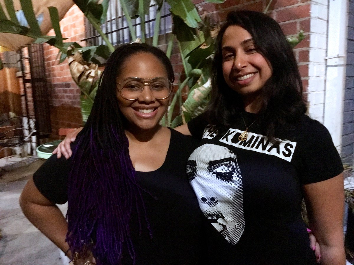 missmodular_la's tweet photo. The amazing @lalahhathaway and I chatted last week, listen back to the latest episode of #MissModular on @NTSlive 🖤 Tracklist ft. @AnnieLennox @Kadhja @Portisheadinfo @SadeOfficial @CarlySimonHQ @ravynlenae @TiffanyGouche @maribazz #JenniferLara 🦄 https://t.co/qS7dLRwZe2 https://t.co/ESmbwBsfL4