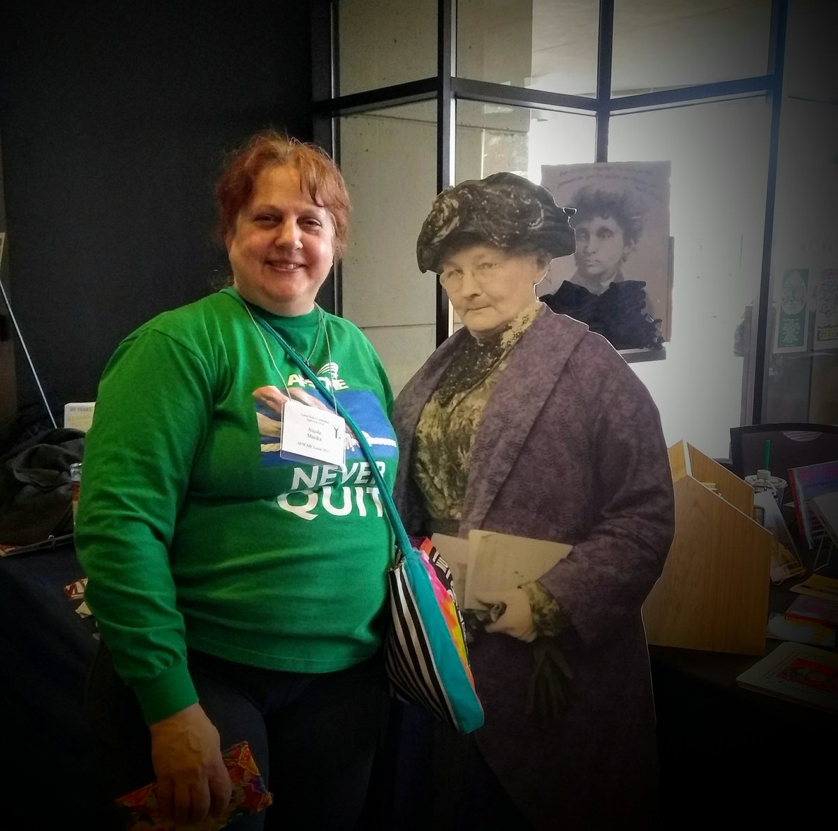 afscme3937's tweet image. Most of the 5 pm workshops are crazy full, so your secretary got a pic with Mother Jones instead 😊 #labornotes #LaborNotes2018
