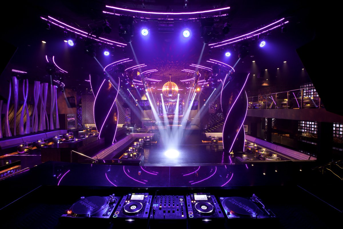 HRHPuntaCana's tweet photo. Whatever you do, come dance. See you tonight at #OroNightClub https://t.co/4earc7wmTb