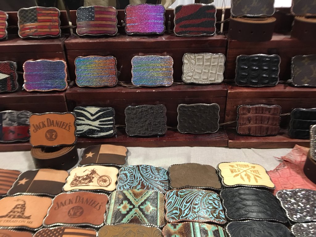 stephnthecity's tweet photo. Brilliant! If you wear belt buckles then this is the greatest invention. A buckle that is a wallet. #walletbuckle one of the many cool items you can find at the southern women’s show this weekend  @walletbuckle https://t.co/TFHpEqAITN