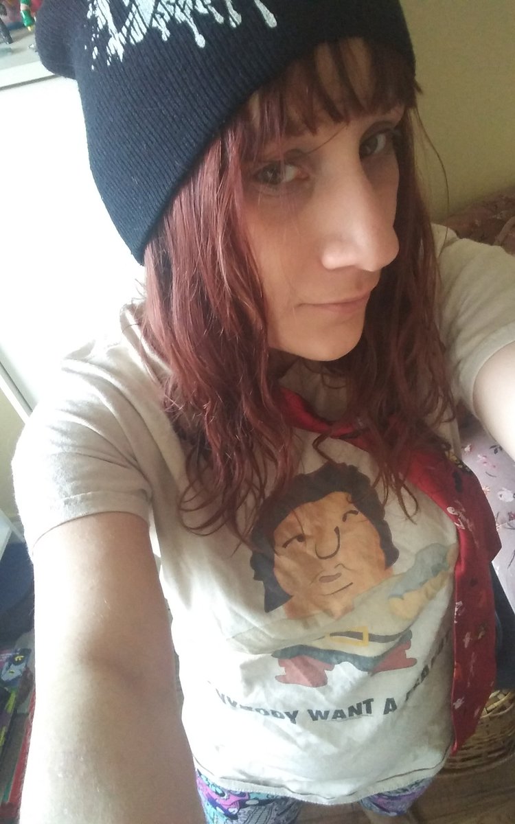 SickSpaceHair's tweet photo. In honor of andre's movie coming up, the andre battle royal at mania, & the #wwehof tonight im im reppin my "anybody want a peanut shirt". The tie is because we are classy like that. #lilone #selfie #sosicksocialclub #princessbride #wrestlemania #AndreTheGiant #anyonewantapeanut https://t.co/0mkTC2DkAb