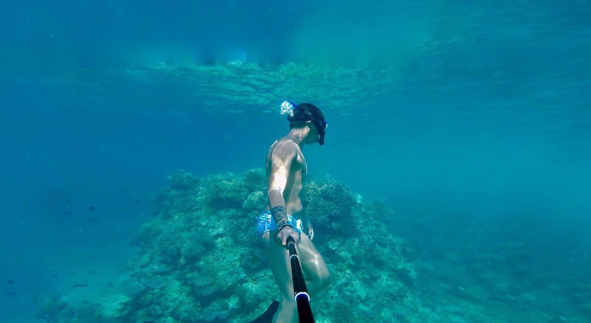 Dane_youu's tweet photo. SA ILALIM NG TUBIG, ang mag papaalala sayo nong iniwan ka nyang... DI MAKAHINGA. #seaZoned #alteriloilo https://t.co/HrhyyCNTiI