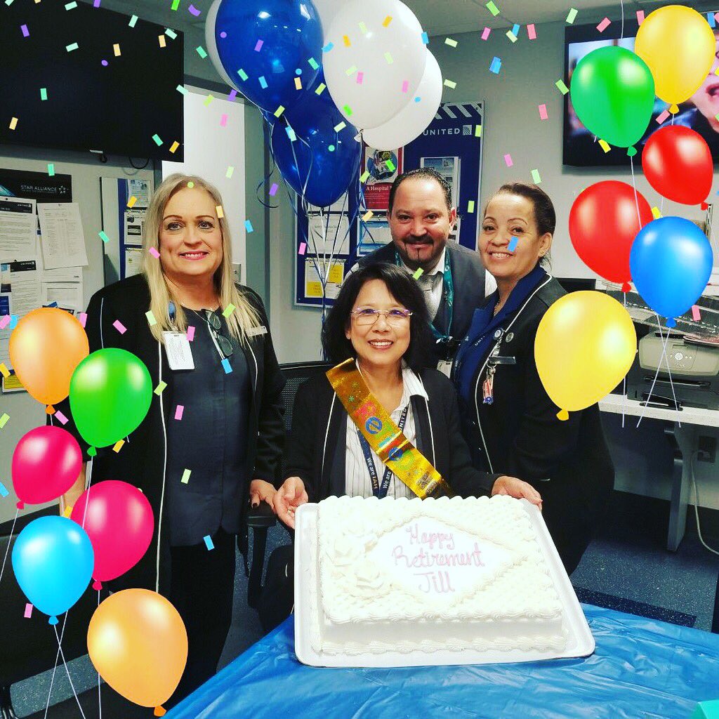 DideMateo's tweet photo. A huge congrats to my mom! After working for United Airlines for 32 1/2 years she has officially retired! Thanks for all the hard work and sacrifices you’ve made through the years. Love you 😘 https://t.co/rhUgPy6Fzb